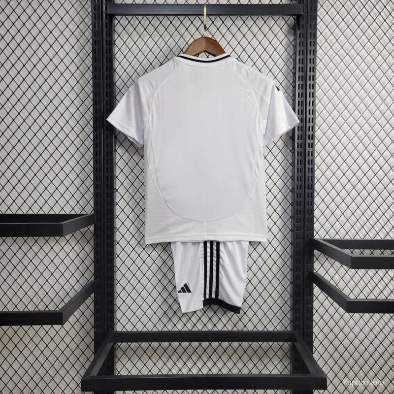 Conjunto Infantil Real Madrid 2024/25